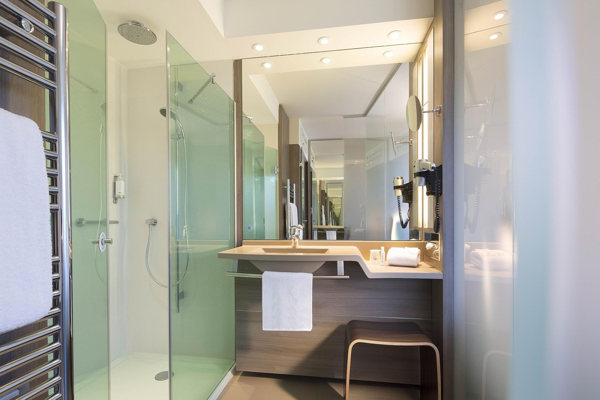 Hotel Oceania Clermont Ferrand Zewnętrze zdjęcie