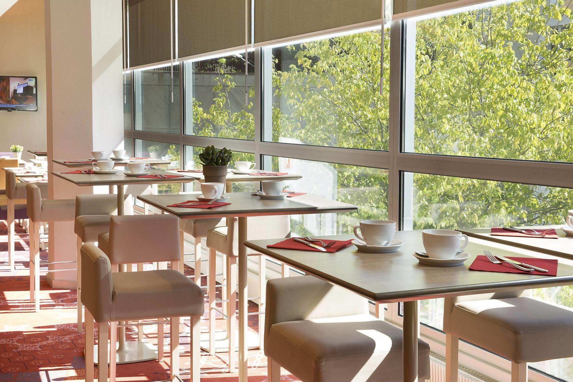 Hotel Oceania Clermont Ferrand Zewnętrze zdjęcie